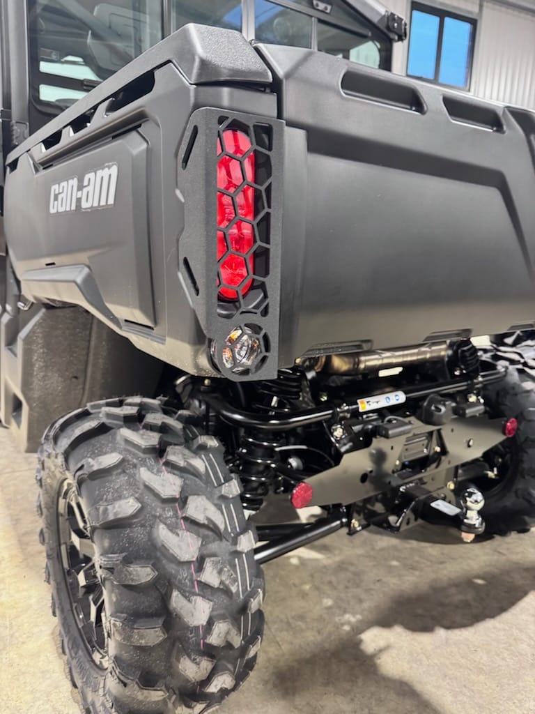 Can-Am Traxster rear light guard kit